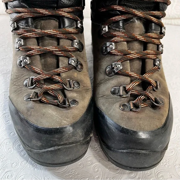 Garmont Dakota Hiking Backpacking Mountaineer Boots Men Size 7 Vintage Y2K Work NEW MEINDL Venediger Mountain Boots Size UK8/EU42 - Etsy main image 3
